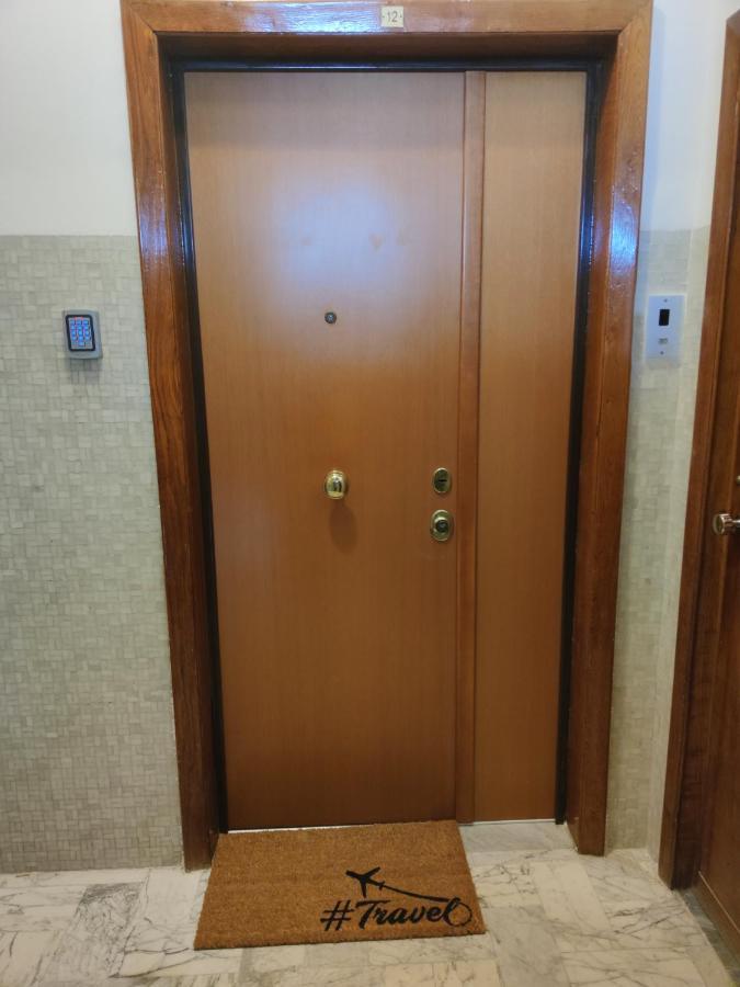 Suite Maison Tropical - Luxury Apartment In Bari Exteriör bild