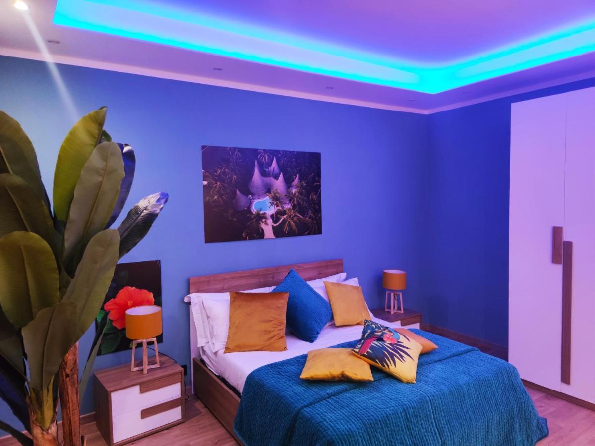 Suite Maison Tropical - Luxury Apartment In Bari Exteriör bild