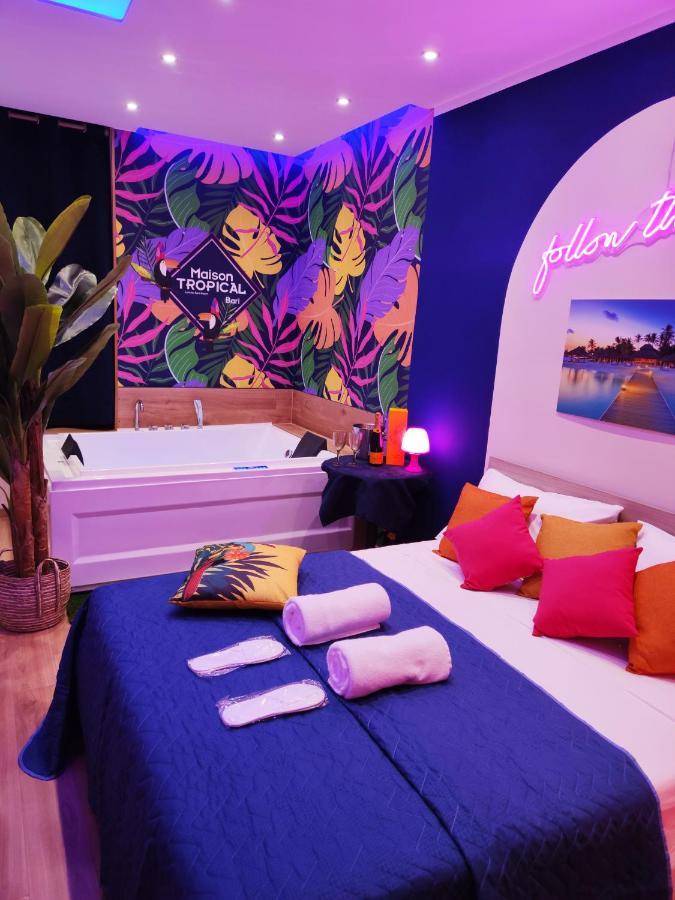 Suite Maison Tropical - Luxury Apartment In Bari Exteriör bild