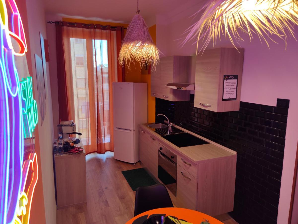 Suite Maison Tropical - Luxury Apartment In Bari Exteriör bild