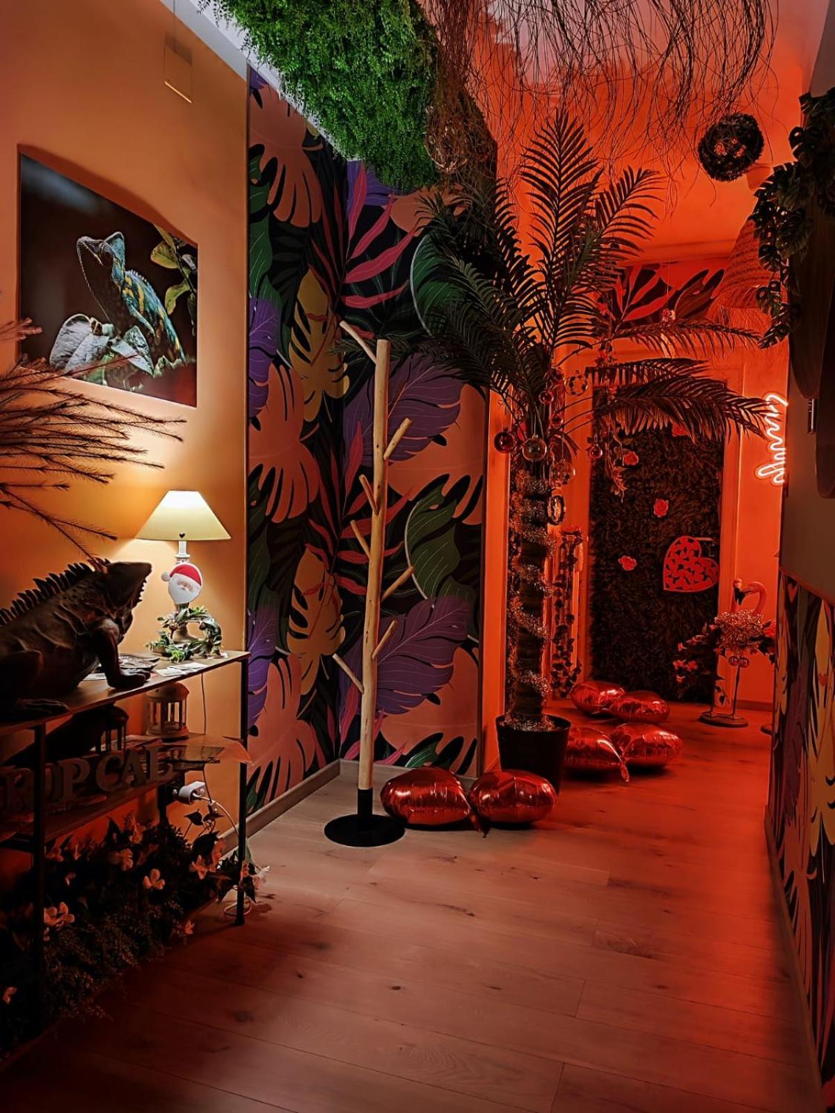 Suite Maison Tropical - Luxury Apartment In Bari Exteriör bild