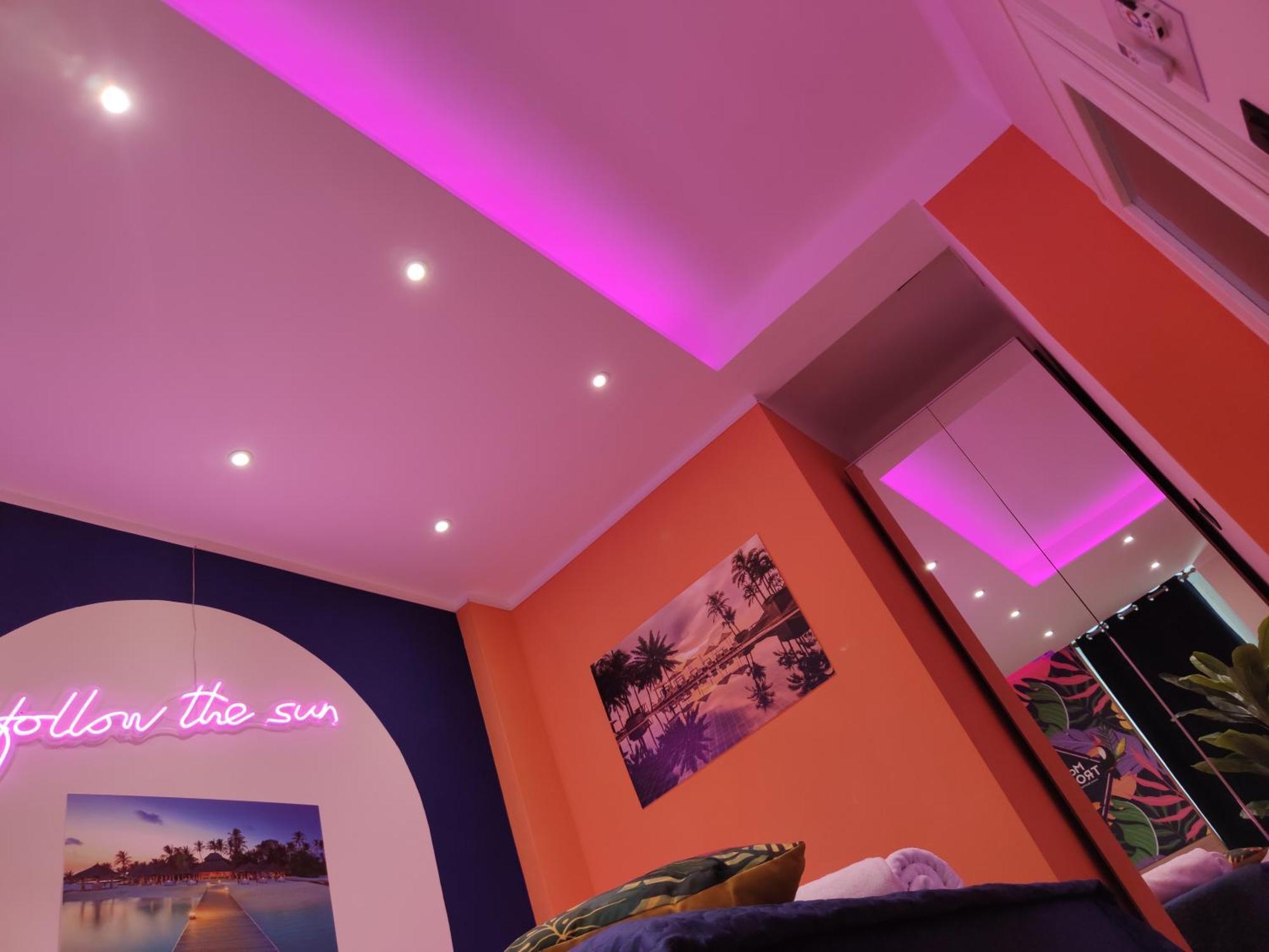 Suite Maison Tropical - Luxury Apartment In Bari Exteriör bild